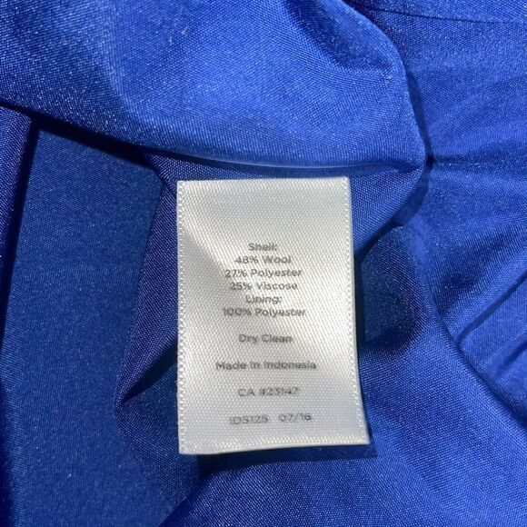 Blue Wool Skirt A Line Herringbone Tweed Royal Blue Talbots Size 8P - Picture 9 of 9